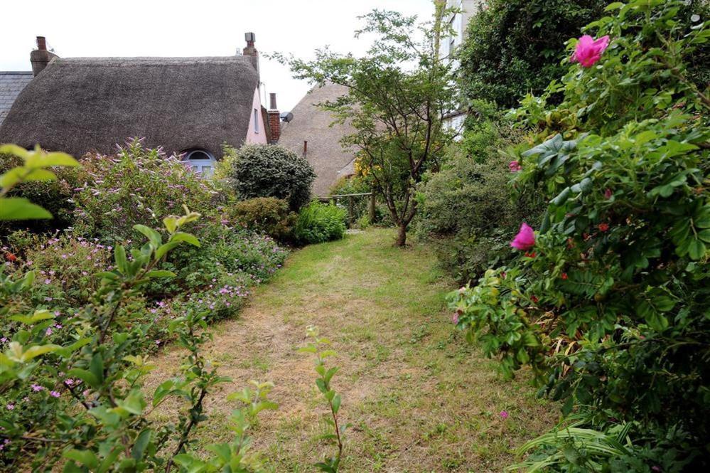 The Nest Villa Lyme Regis Exteriör bild